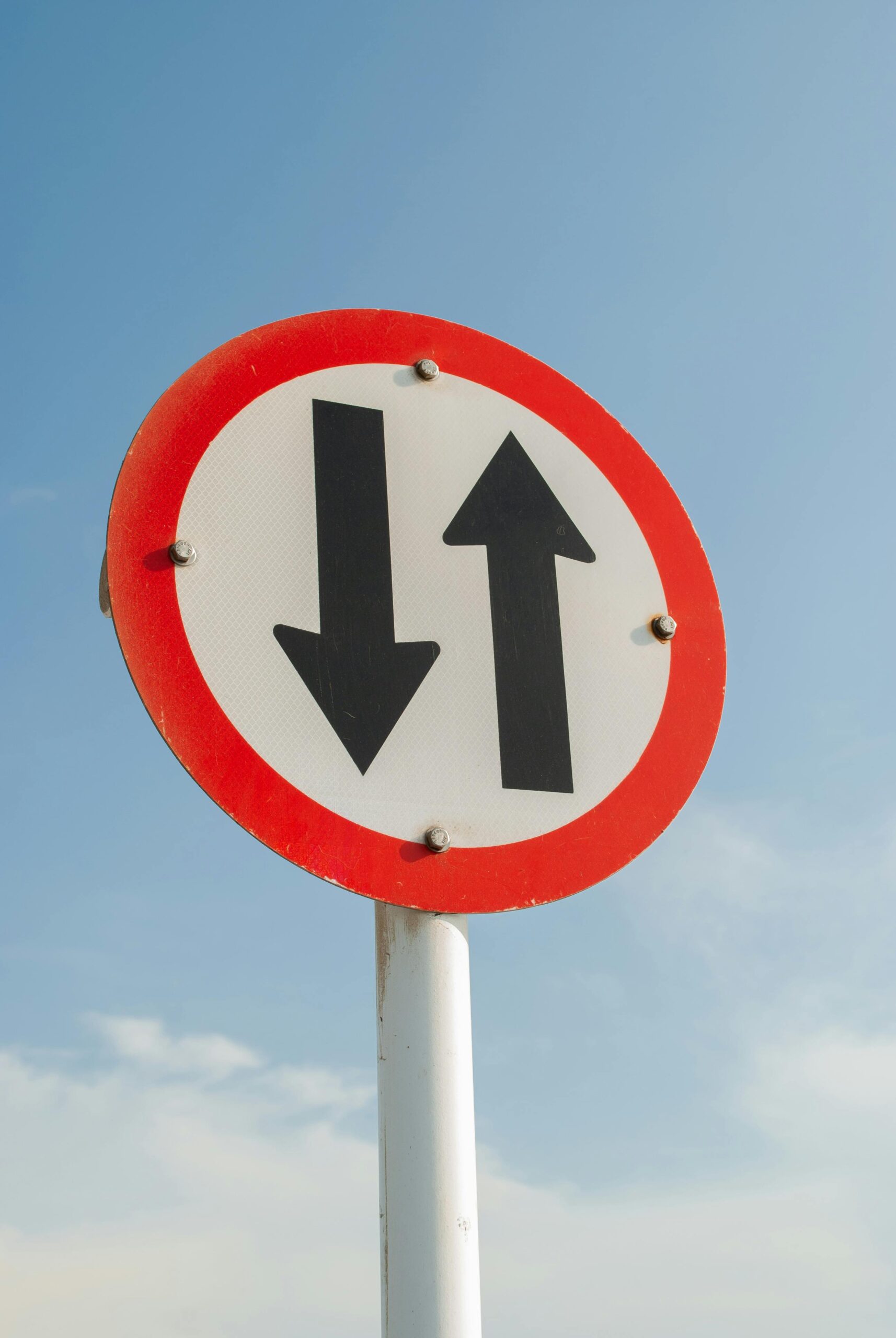 10 Important Road Signs Every Motorcycle Rider Should Know